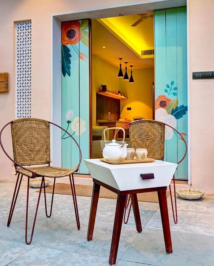 Parijat Private Pool Villa 1, 2 And 3 Bhk Удайпур Экстерьер фото