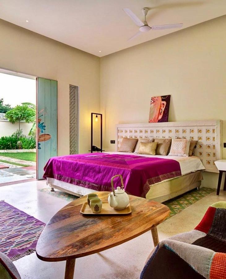 Parijat Private Pool Villa 1, 2 And 3 Bhk Удайпур Экстерьер фото